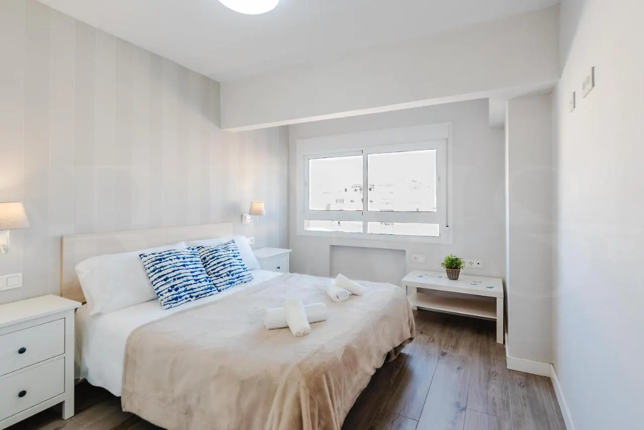 Spacious Apartment With A View - Historic Center By Rems Malaga